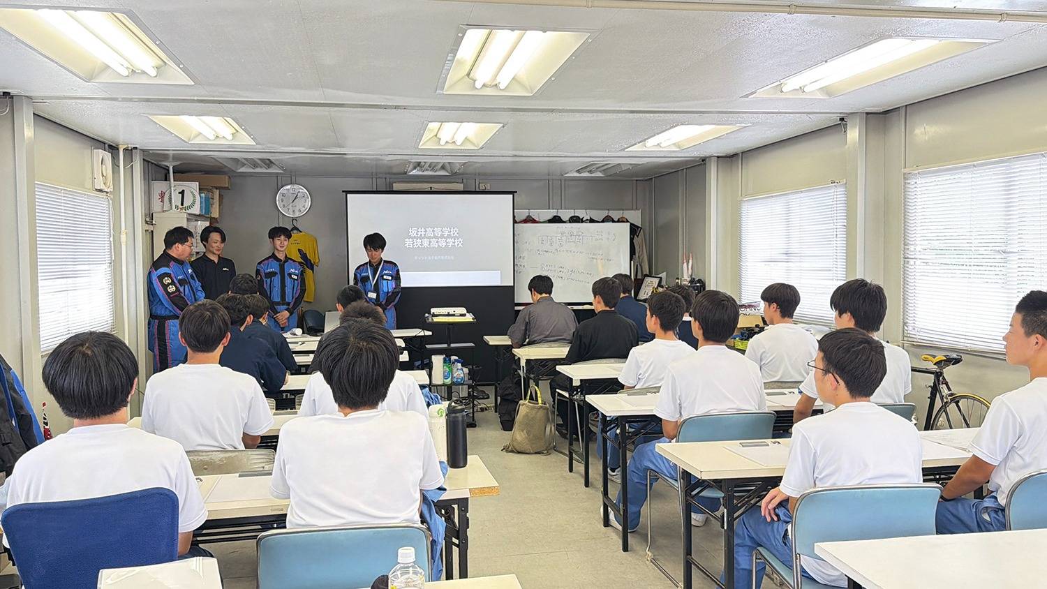 福井県立坂井高等学校　福井県立若狭東高等学校　タカスサーキット　実走行体験講習　ヤリス　ヤリスカップカー　GRヤリス