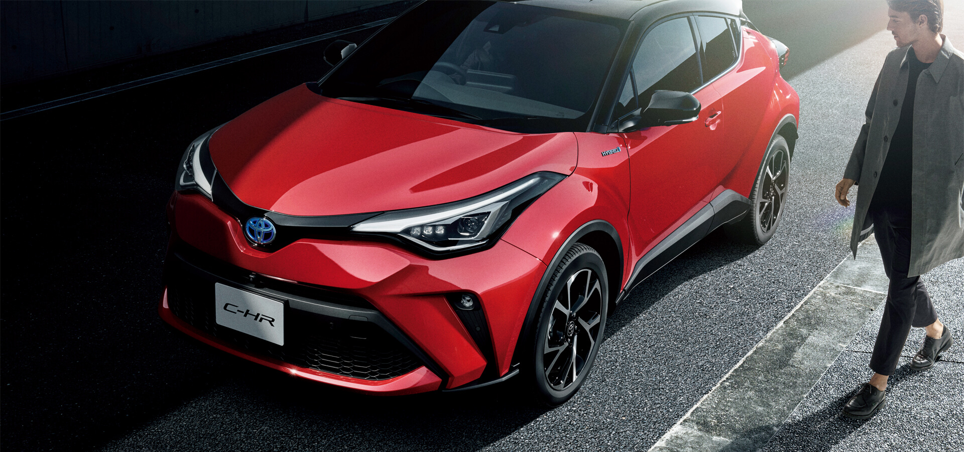 ネッツトヨタ福井|トヨタの世界戦略SUV C-HR
